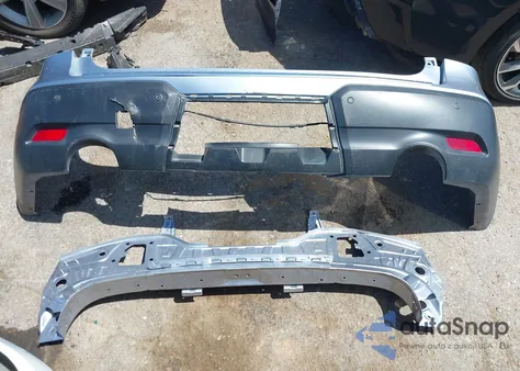 2019 Subaru Ascent Limited z USA, uszkodzony, nr VIN 4S4WMAJD4K3459986